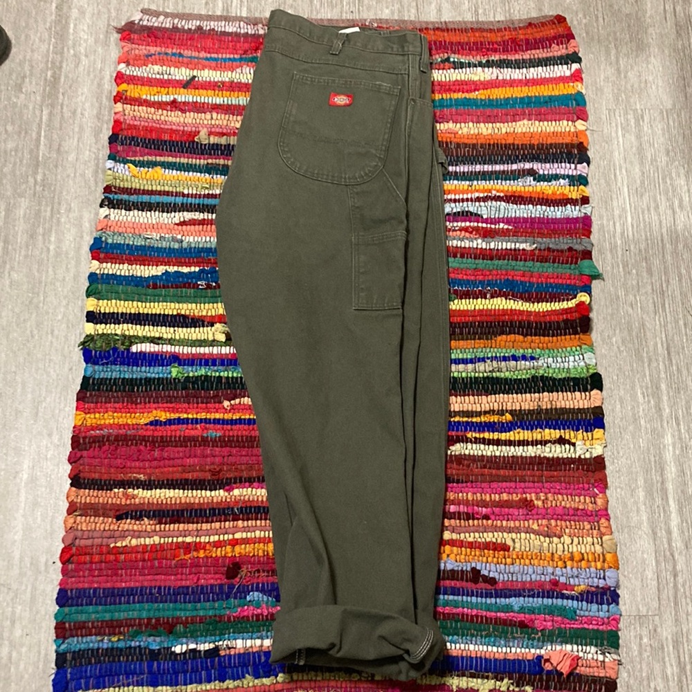 Dark Green dickies pants, 44x32, used condition, no stains.